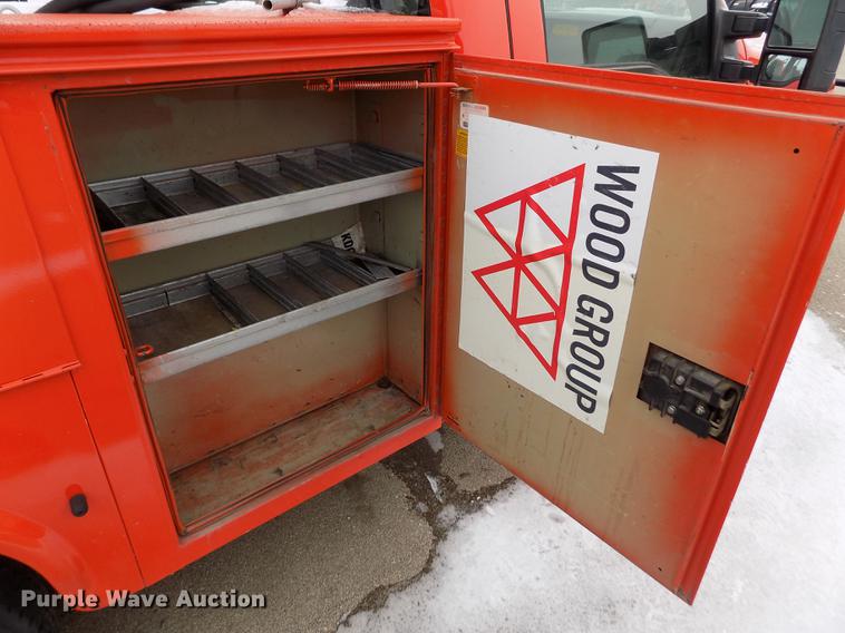 image for item DB4915 2008 Ford F250 Super Duty utility bed pickup truck