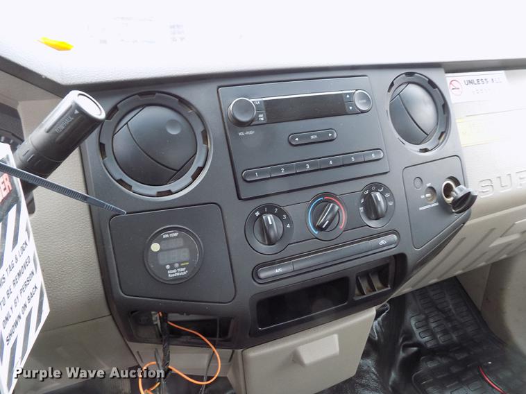 image for item DB4916 2008 Ford F250 Super Duty utility bed pickup truck