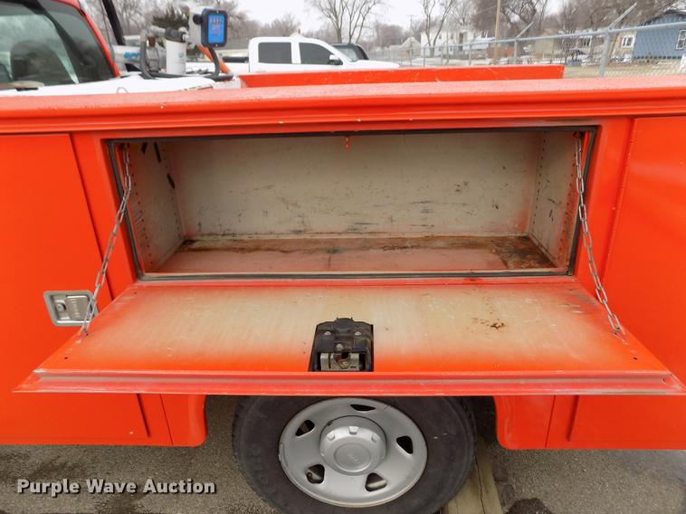 image for item DB4916 2008 Ford F250 Super Duty utility bed pickup truck