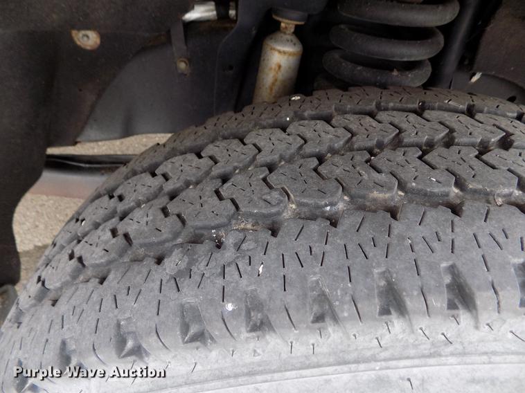 image for item DB4916 2008 Ford F250 Super Duty utility bed pickup truck