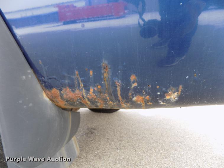 image for item DB4917 2002 Chevrolet Suburban 1500 SUV