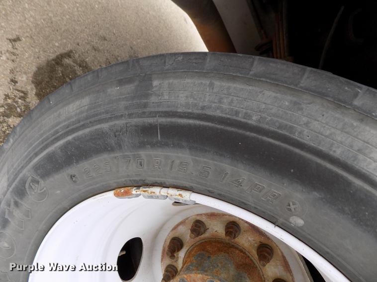 image for item DB4918 2012 Ford F450 Super Duty SuperCab utility bed truck