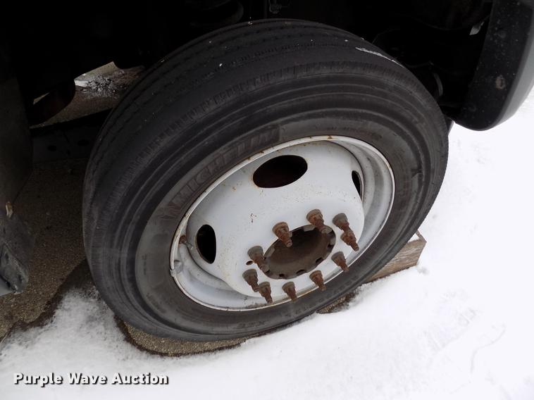 image for item DB4918 2012 Ford F450 Super Duty SuperCab utility bed truck