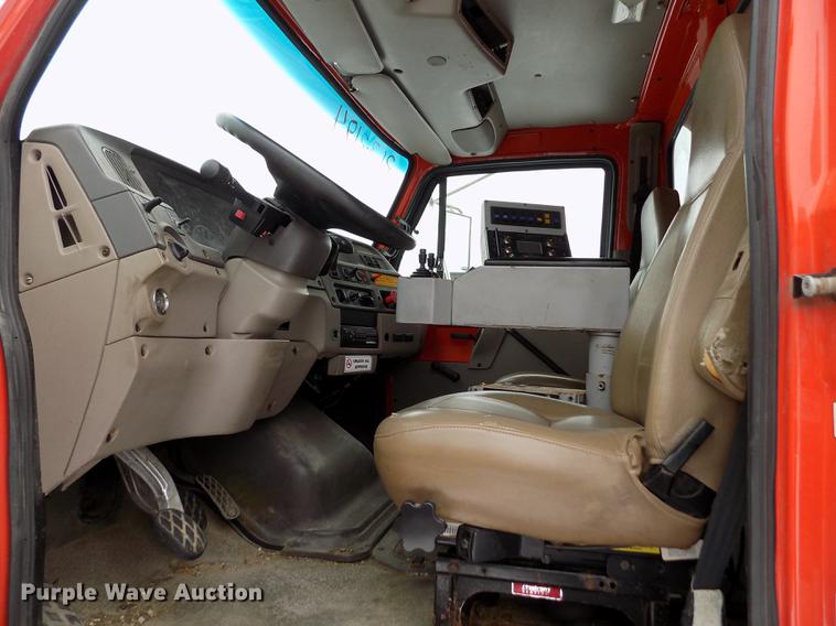 image for item DB4921 2006 Sterling LT7501 dump truck