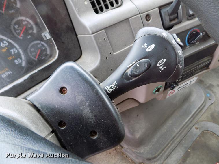 image for item DB4921 2006 Sterling LT7501 dump truck