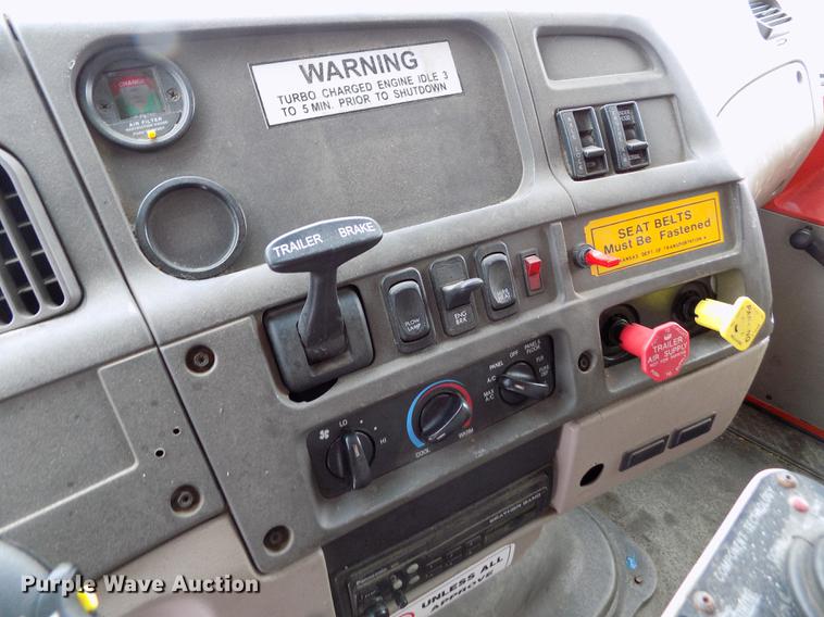 image for item DB4921 2006 Sterling LT7501 dump truck