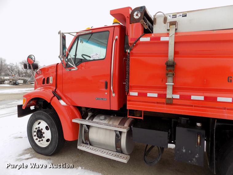 image for item DB4921 2006 Sterling LT7501 dump truck