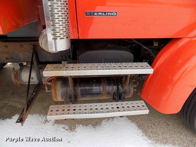 image for item DB4921 2006 Sterling LT7501 dump truck