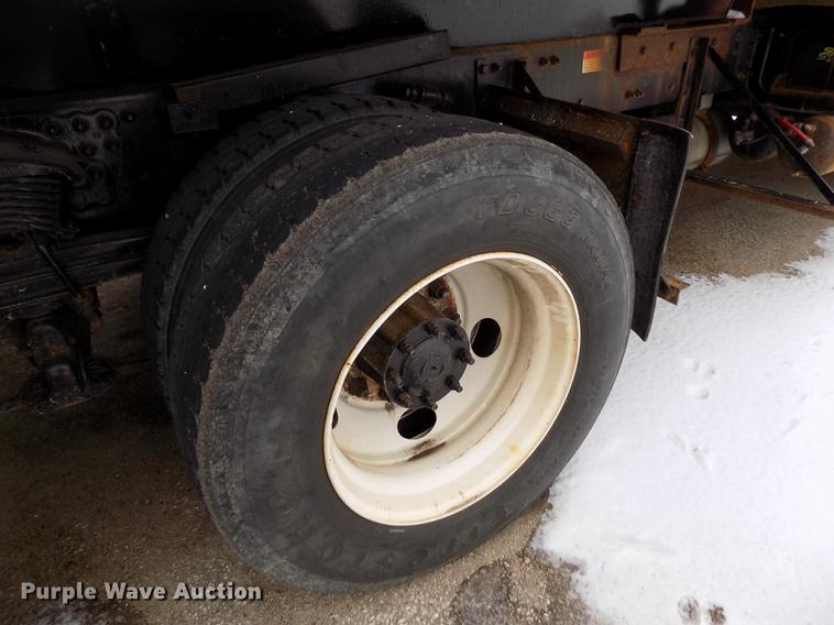 image for item DB4921 2006 Sterling LT7501 dump truck