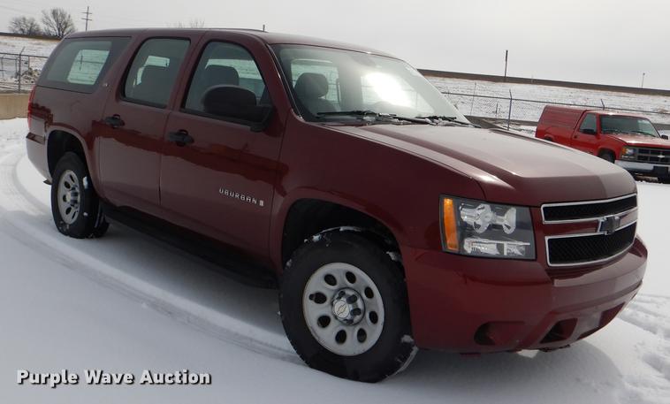 image for item DE0100 2008 Chevrolet Suburban 1500 SUV