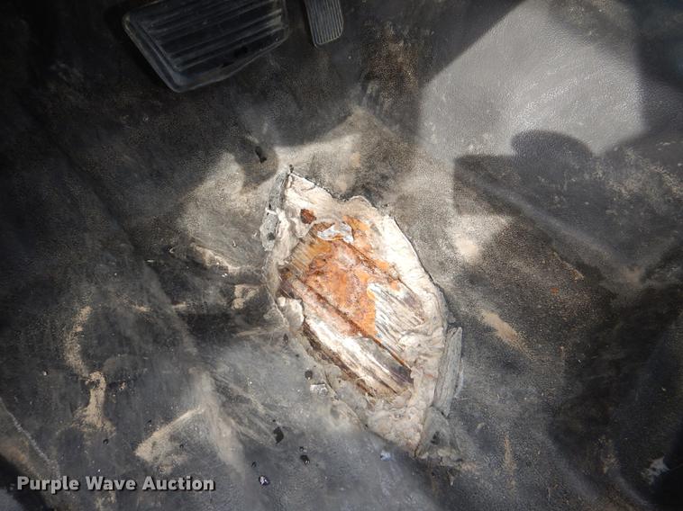 image for item DE0100 2008 Chevrolet Suburban 1500 SUV