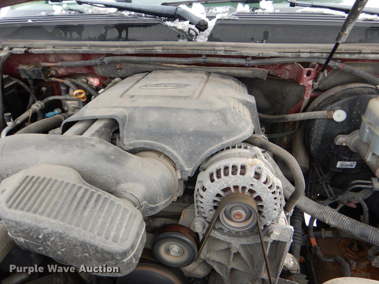 image for item DE0100 2008 Chevrolet Suburban 1500 SUV