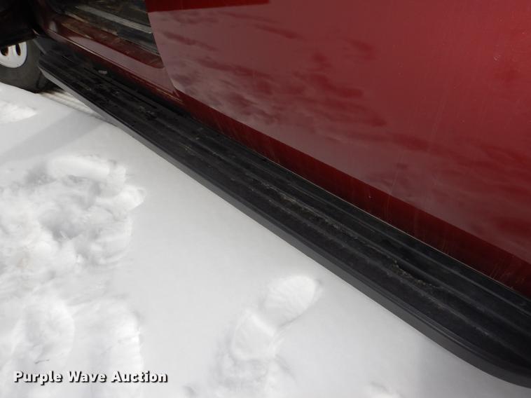 image for item DE0100 2008 Chevrolet Suburban 1500 SUV