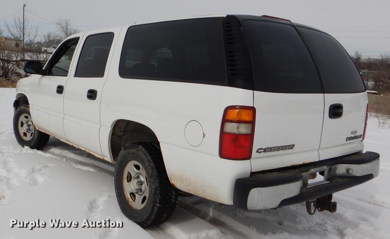 image for item DE0101 2001 Chevrolet Suburban C1500 SUV
