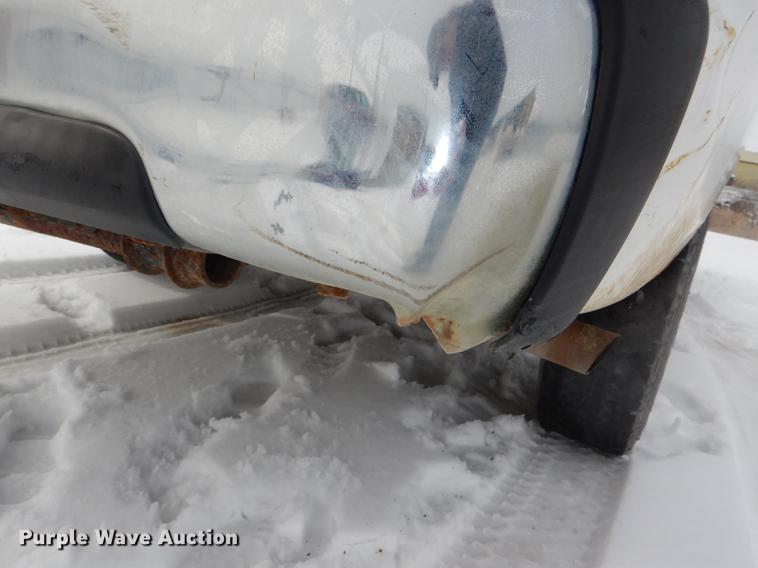 image for item DE0101 2001 Chevrolet Suburban C1500 SUV