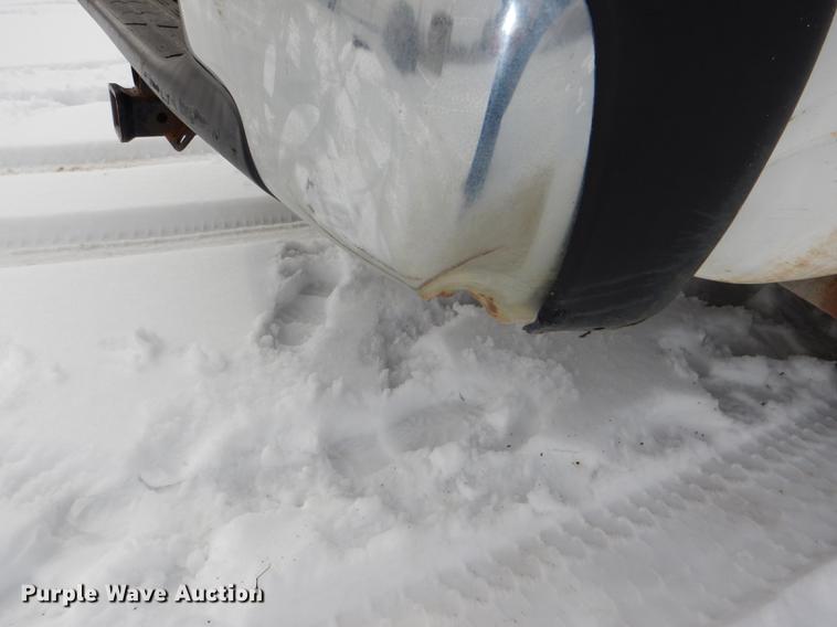 image for item DE0101 2001 Chevrolet Suburban C1500 SUV