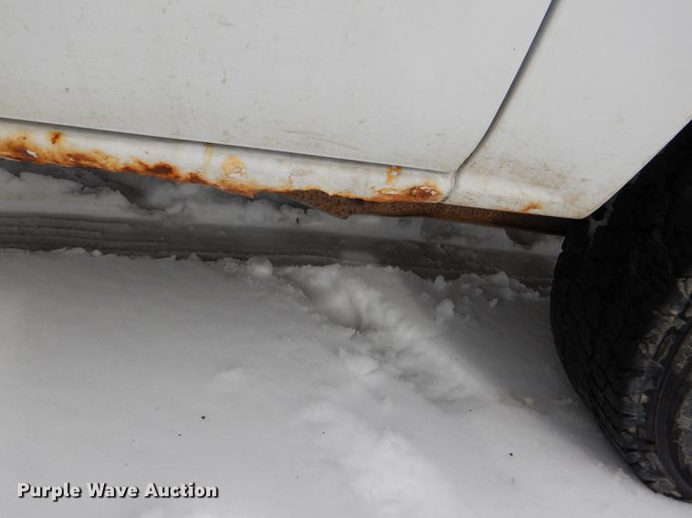 image for item DE0101 2001 Chevrolet Suburban C1500 SUV