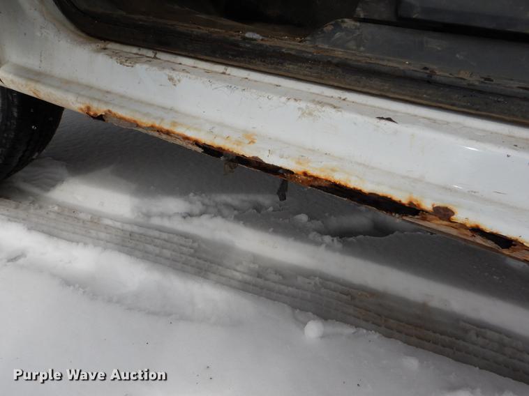 image for item DE0101 2001 Chevrolet Suburban C1500 SUV