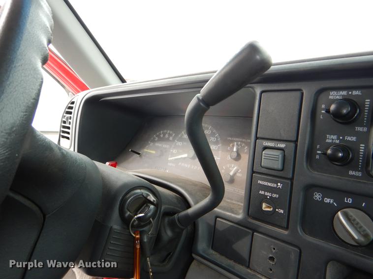 image for item DE0102 1997 Chevrolet C1500 pickup truck