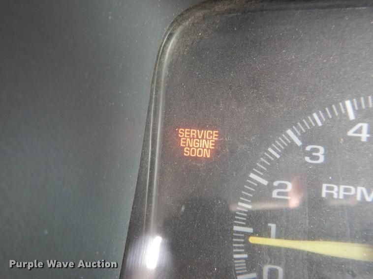 image for item DE0102 1997 Chevrolet C1500 pickup truck