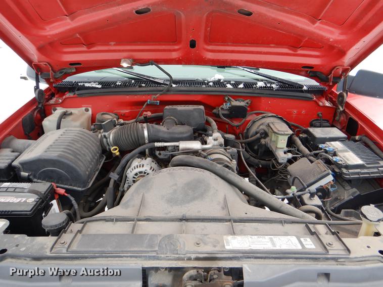 image for item DE0102 1997 Chevrolet C1500 pickup truck