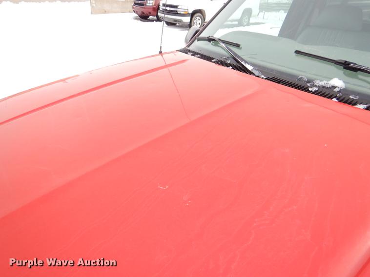 image for item DE0102 1997 Chevrolet C1500 pickup truck