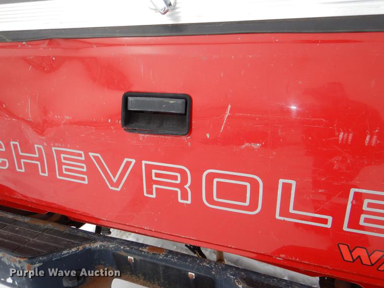 image for item DE0102 1997 Chevrolet C1500 pickup truck