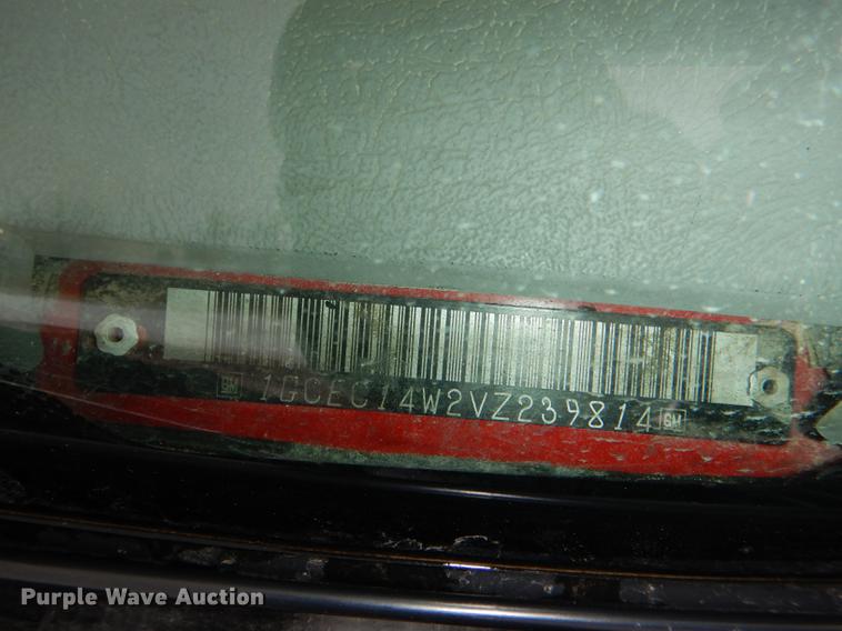 image for item DE0102 1997 Chevrolet C1500 pickup truck