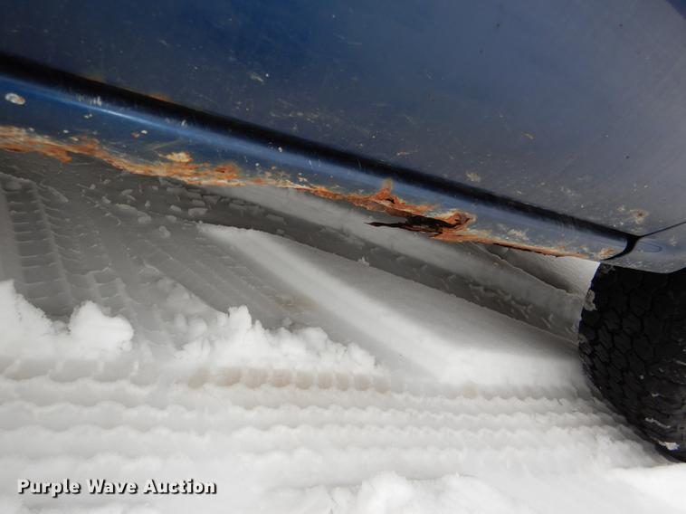 image for item DE0103 2002 Chevrolet Silverado 1500 pickup truck