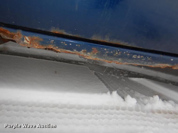 image for item DE0103 2002 Chevrolet Silverado 1500 pickup truck