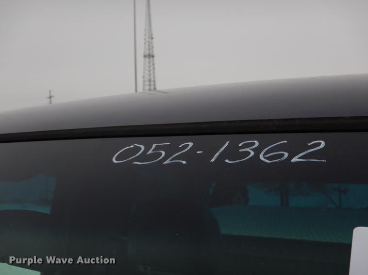 image for item DE0103 2002 Chevrolet Silverado 1500 pickup truck