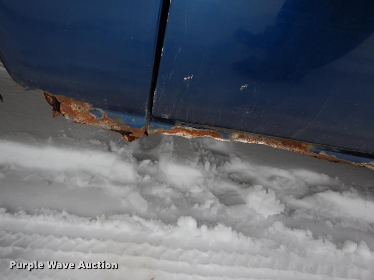 image for item DE0104 2002 Chevrolet Silverado 1500 pickup truck