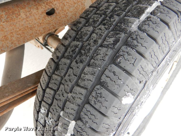 image for item DE0104 2002 Chevrolet Silverado 1500 pickup truck