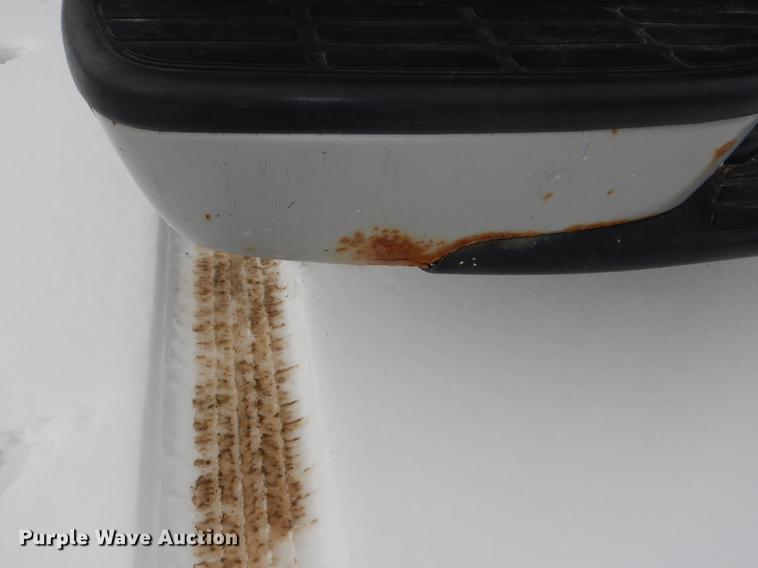 image for item DE0104 2002 Chevrolet Silverado 1500 pickup truck