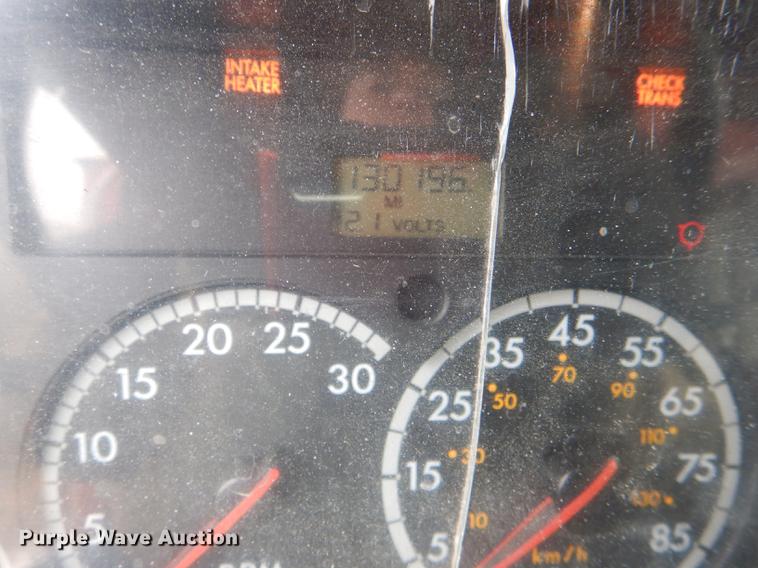 image for item DE0106 2003 Sterling LT7500 dump truck