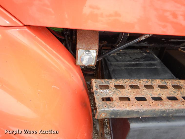 image for item DE0106 2003 Sterling LT7500 dump truck