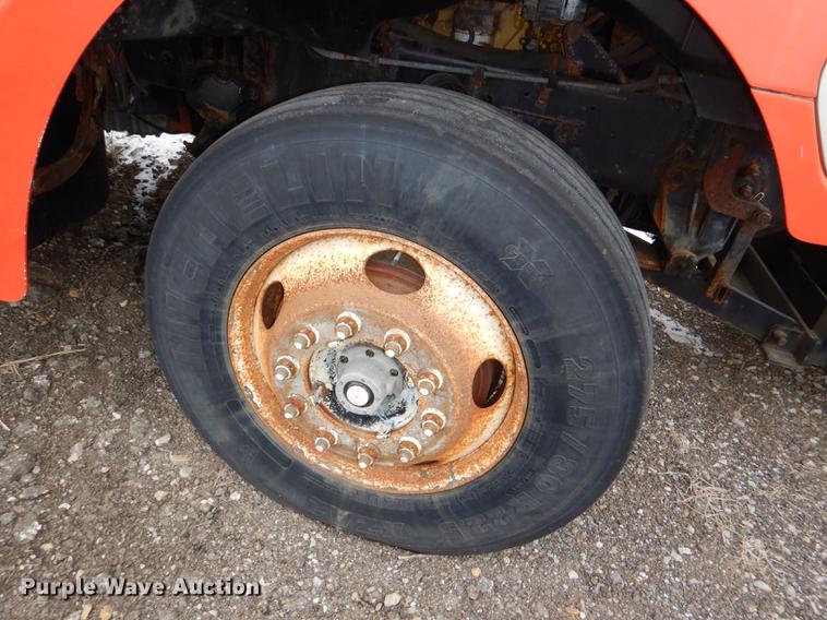 image for item DE0106 2003 Sterling LT7500 dump truck