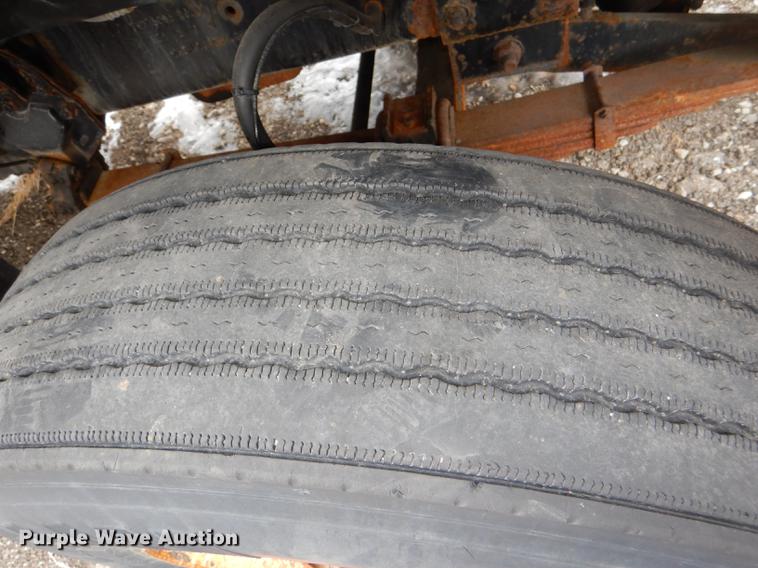 image for item DE0106 2003 Sterling LT7500 dump truck