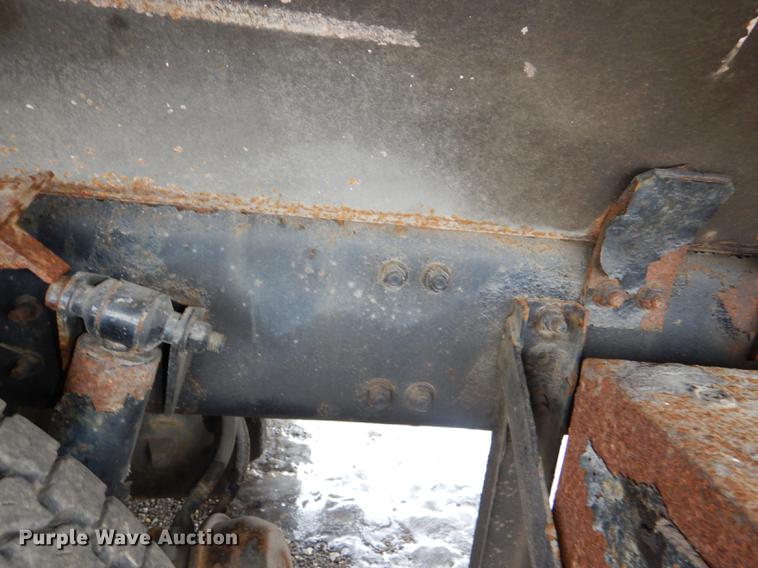 image for item DE0106 2003 Sterling LT7500 dump truck