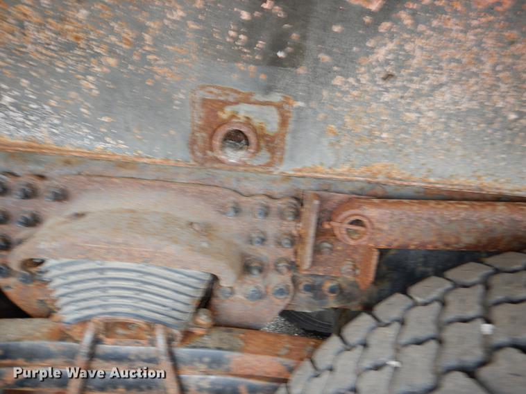 image for item DE0106 2003 Sterling LT7500 dump truck