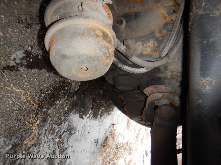 image for item DE0106 2003 Sterling LT7500 dump truck