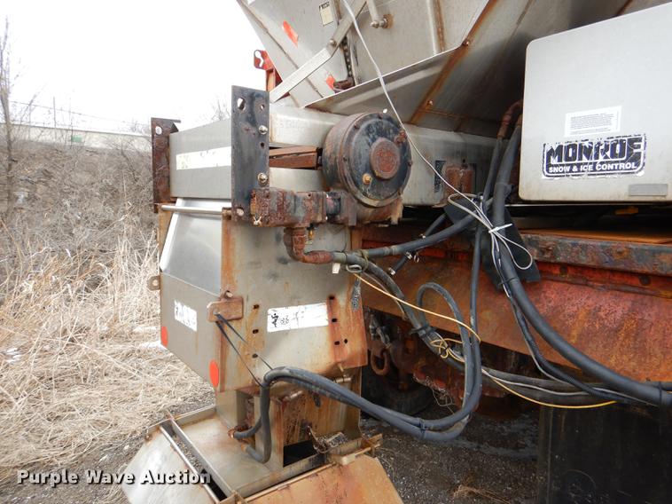 image for item DE0106 2003 Sterling LT7500 dump truck