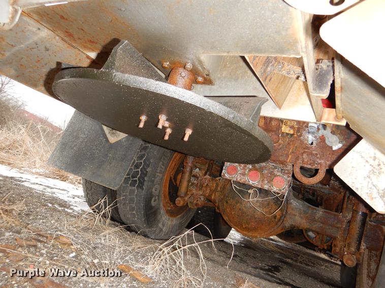 image for item DE0106 2003 Sterling LT7500 dump truck