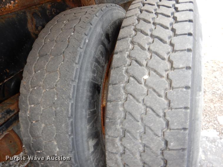 image for item DE0106 2003 Sterling LT7500 dump truck