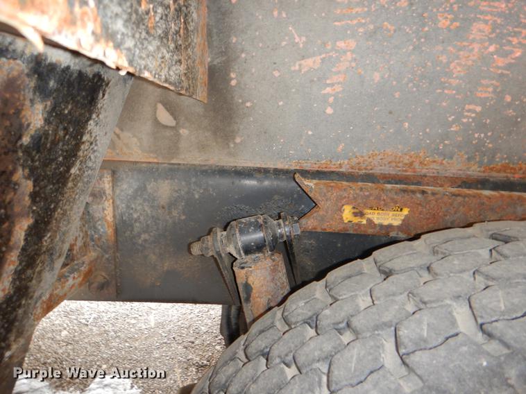 image for item DE0106 2003 Sterling LT7500 dump truck