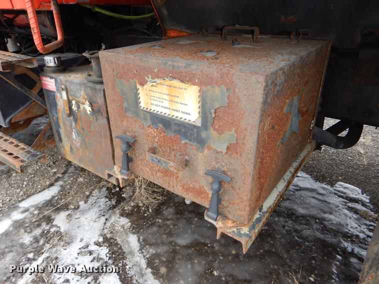 image for item DE0106 2003 Sterling LT7500 dump truck