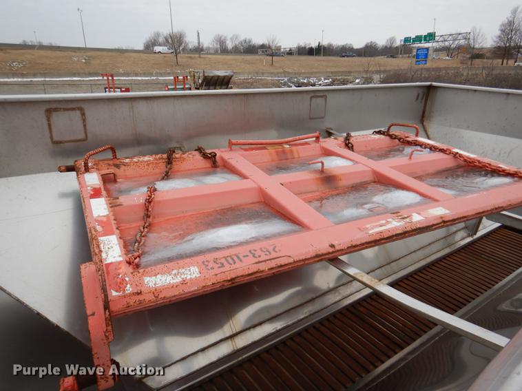 image for item DE0106 2003 Sterling LT7500 dump truck