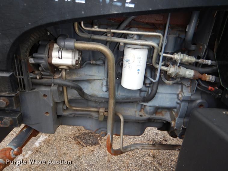 image for item DE0107 2002 New Holland TS100 tractor