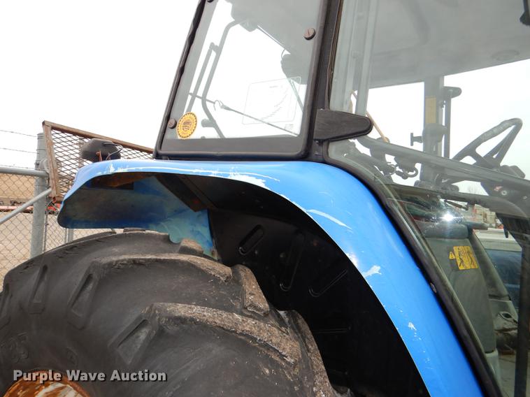 image for item DE0107 2002 New Holland TS100 tractor