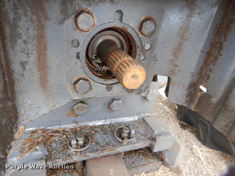 image for item DE0107 2002 New Holland TS100 tractor